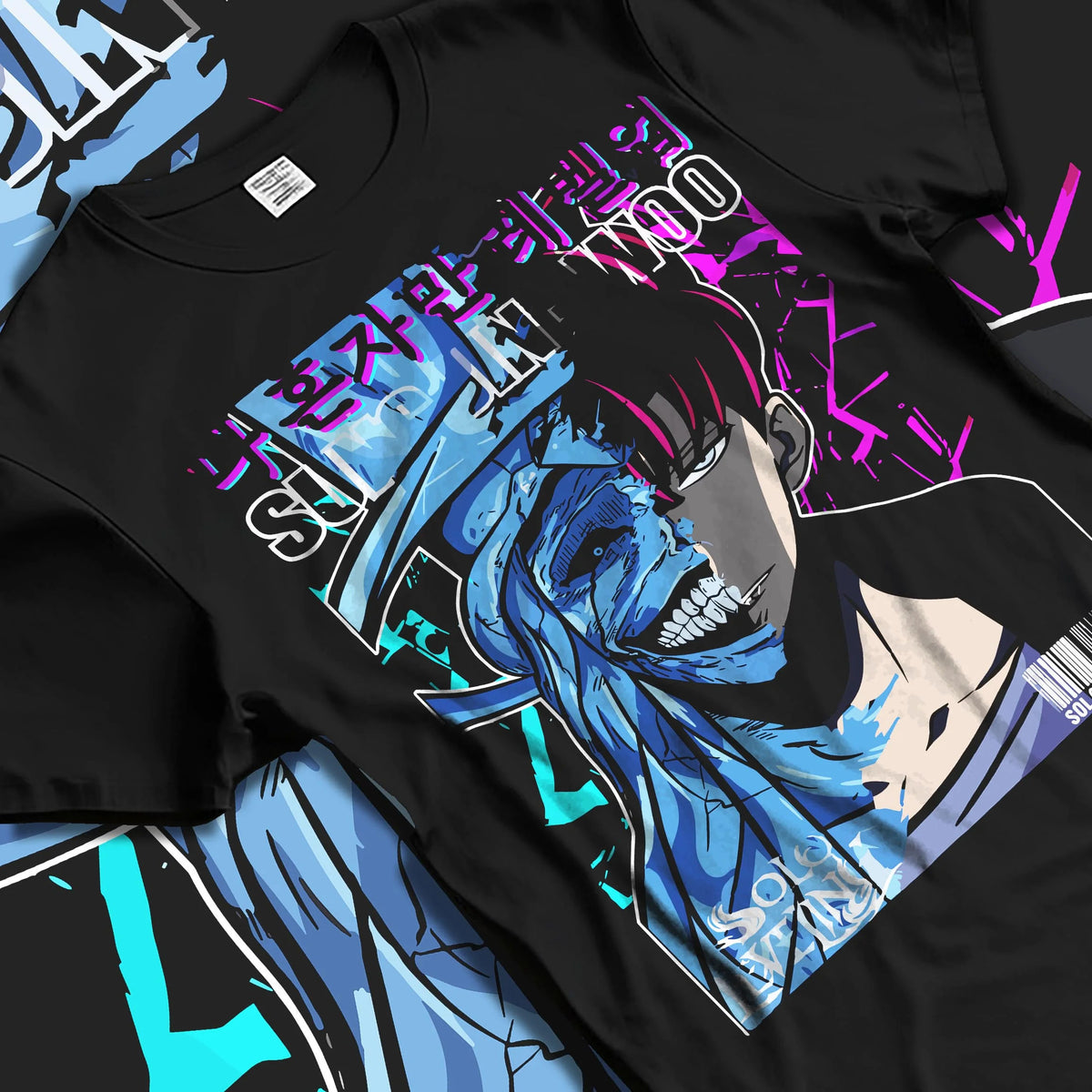 Black T-shirt laid flat with natural folds featuring Sung Jin-Woo Solo Leveling shadow face artwork.