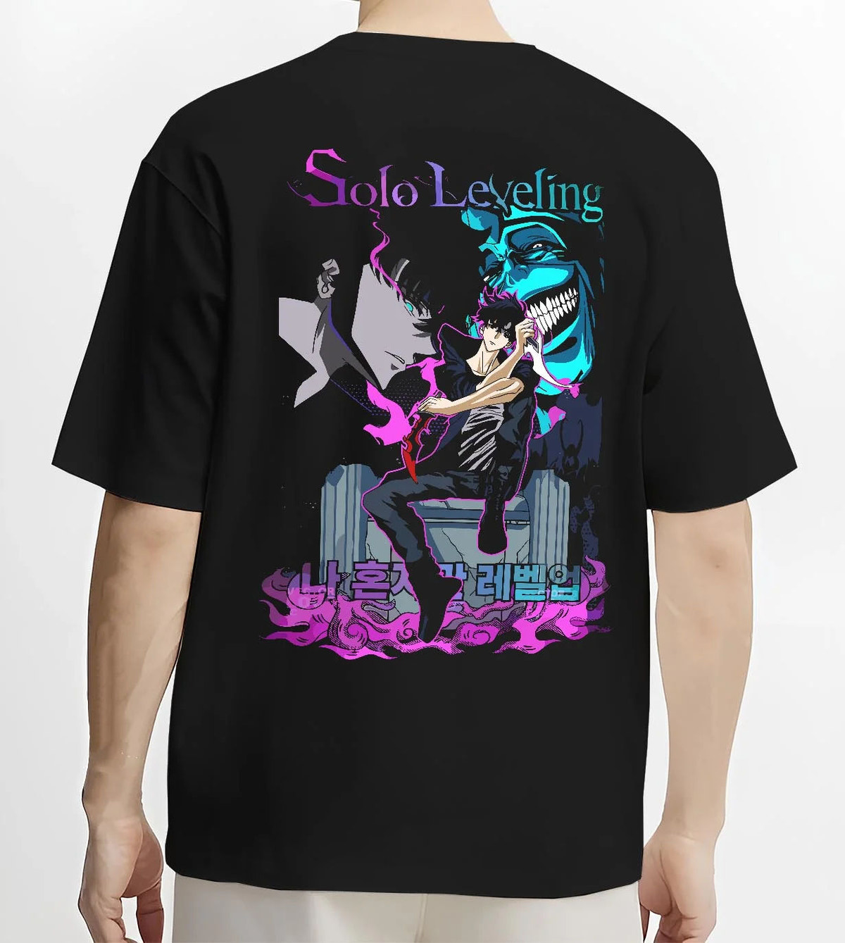 Black T-shirt worn by male model from the back featuring Sung Jin-Woo Solo Leveling shadow extract artwork.