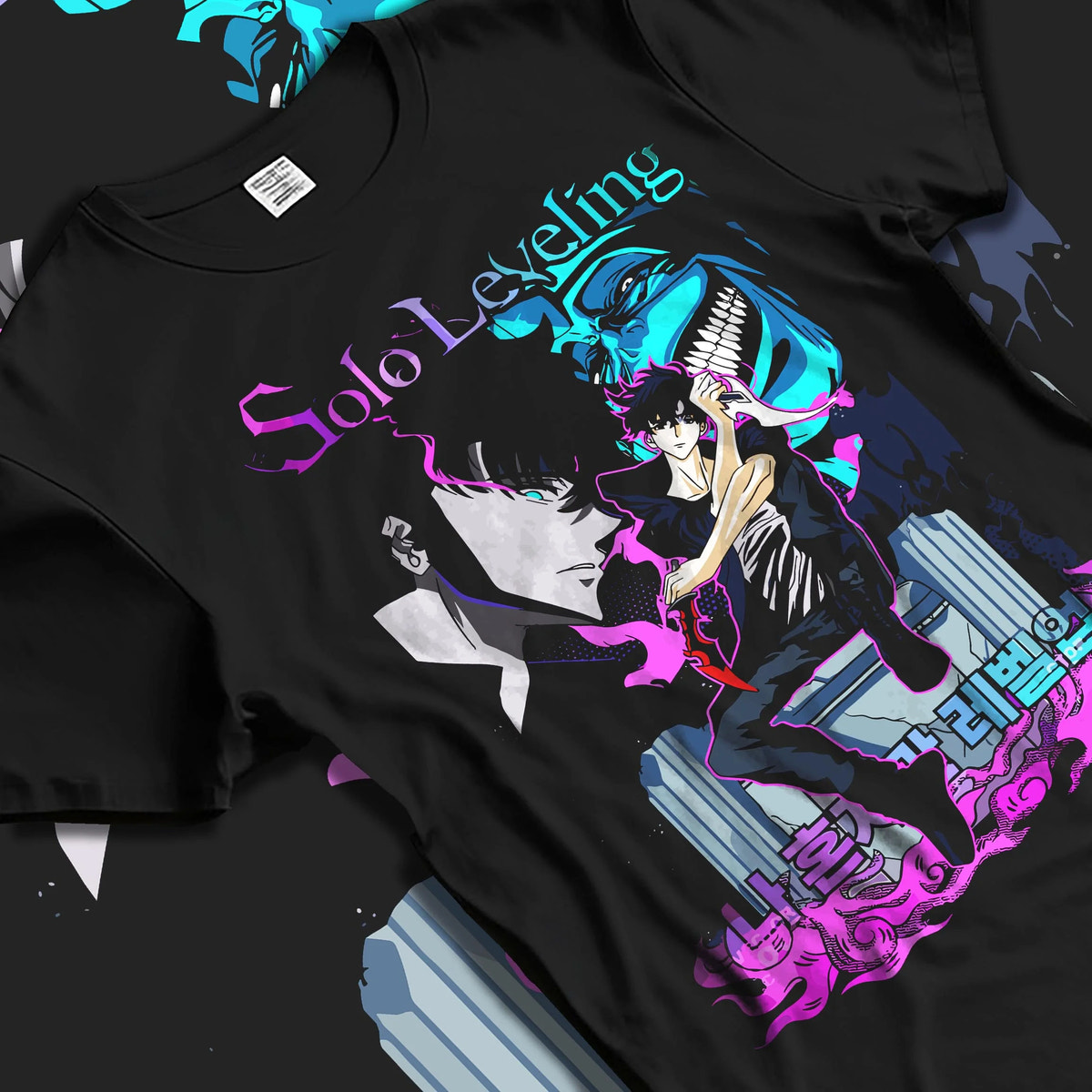 Black T-shirt laid flat with natural folds featuring Sung Jin-Woo Solo Leveling shadow extract artwork.