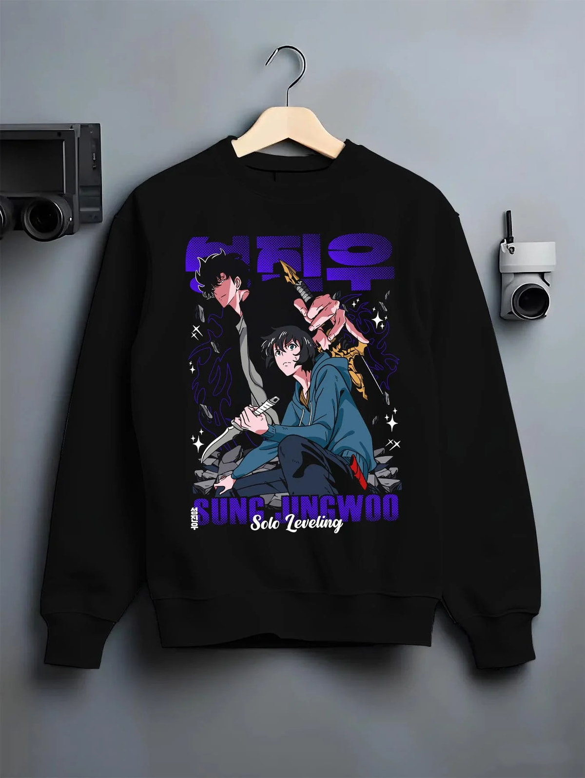 Black crewneck sweatshirt on hanger featuring Sung Jin-Woo hunter shadow portrait Solo Leveling artwork.